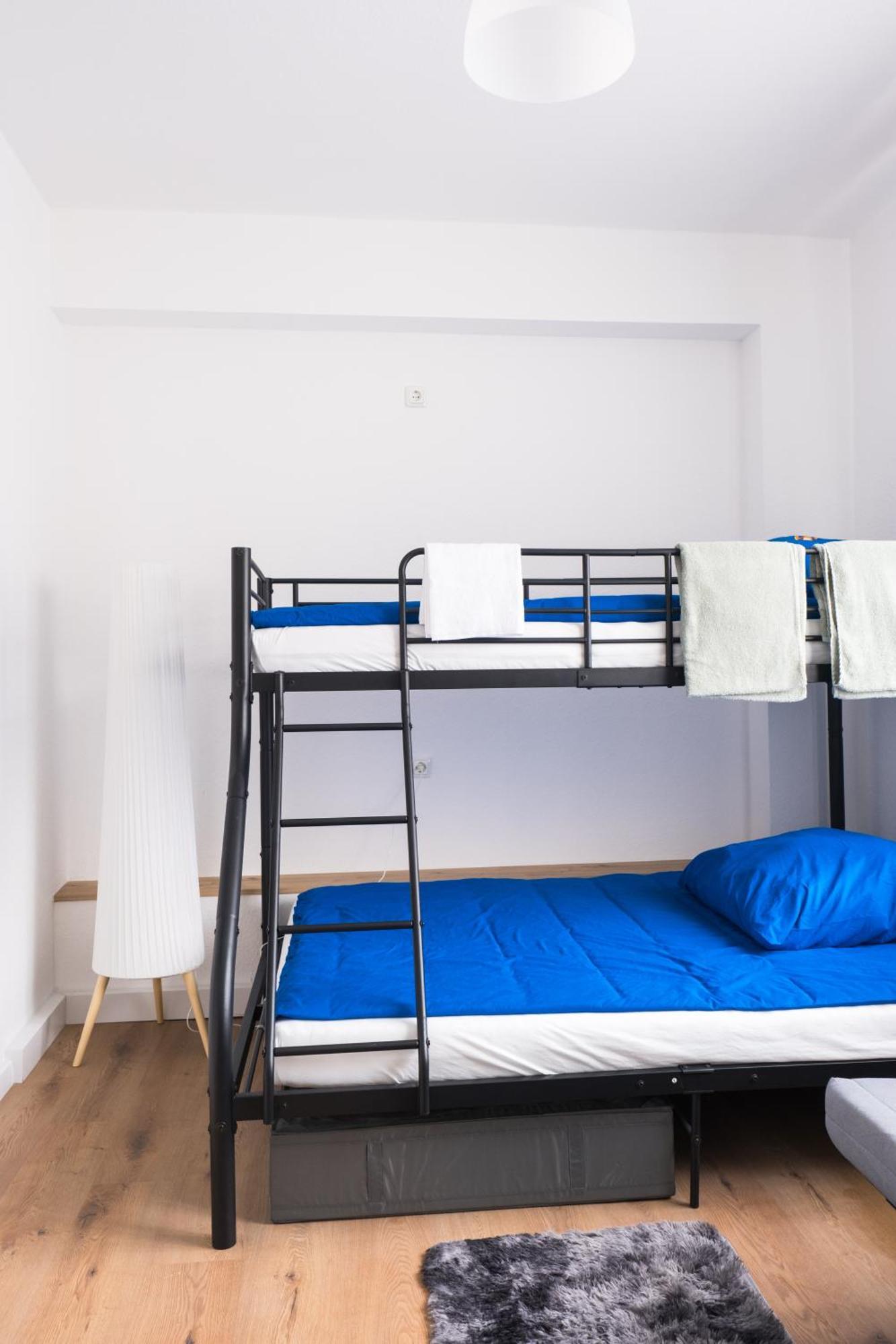 Hostel Maru Living C9 Kolonia Zewnętrze zdjęcie