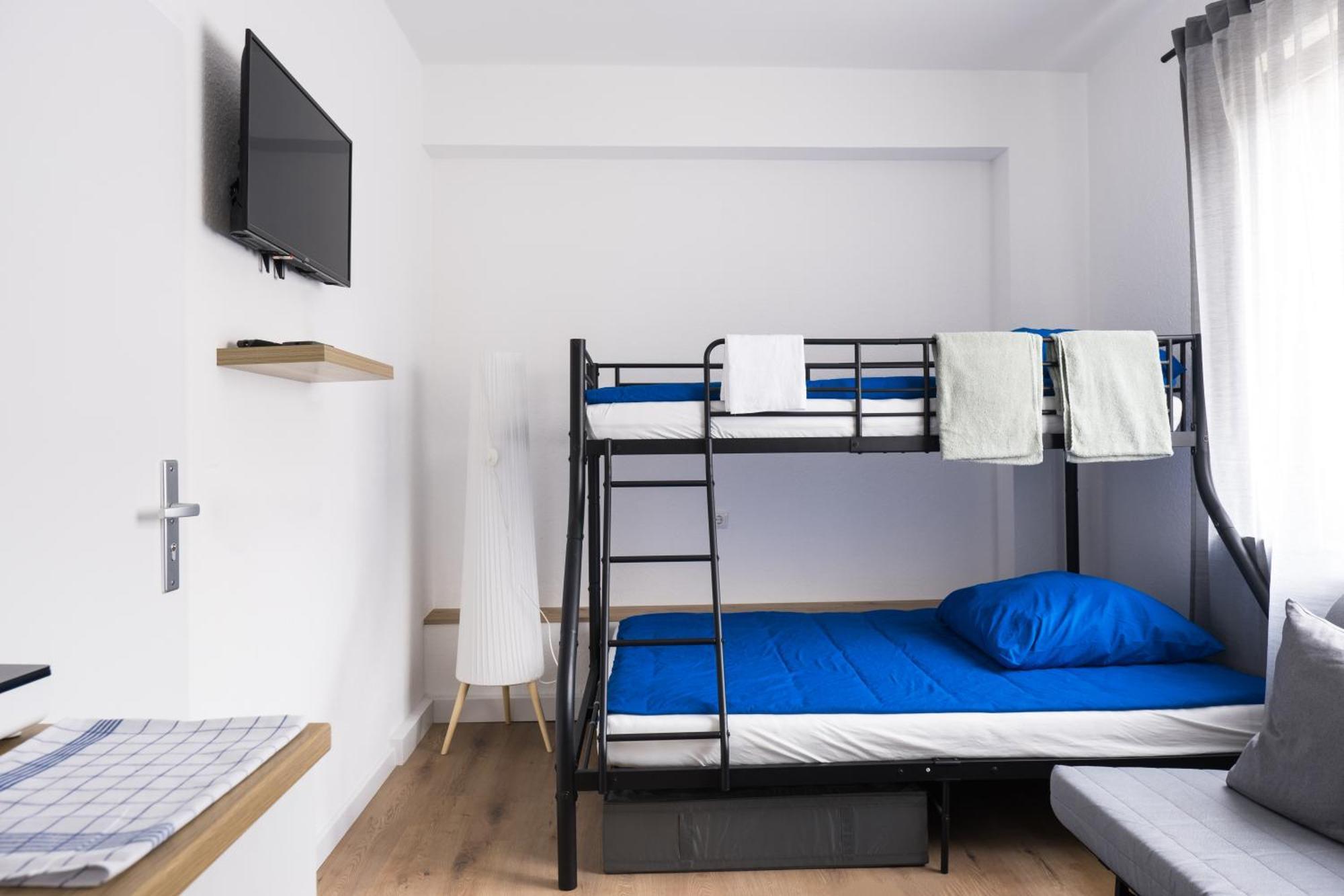 Hostel Maru Living C9 Kolonia Zewnętrze zdjęcie